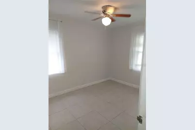 2155 Temple Street, Sarasota, FL 34239 - Photo 9