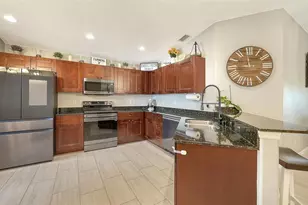 7226 34th St E, Sarasota, FL 34243 - Photo 7
