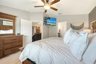 7226 34th St E, Sarasota, FL 34243 - Photo 25