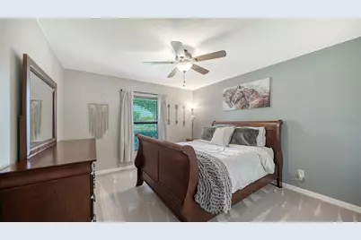 7226 34th Street E, Sarasota, FL 34243 - Photo 35