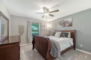 7226 34th St E, Sarasota, FL 34243 - Photo 35