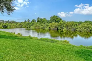 7226 34th St E, Sarasota, FL 34243 - Photo 47