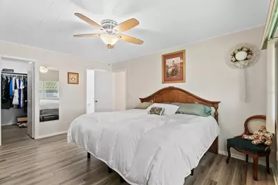 808 53rd Avenue E #18, Bradenton, FL 34203 - Photo 15