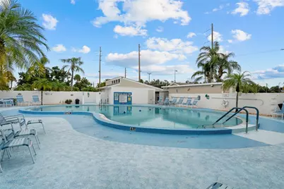 808 53rd Avenue E #18, Bradenton, FL 34203 - Photo 25
