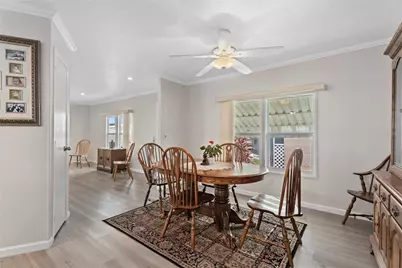 808 53rd Avenue E #18, Bradenton, FL 34203 - Photo 11