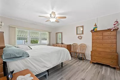 808 53rd Avenue E #18, Bradenton, FL 34203 - Photo 13