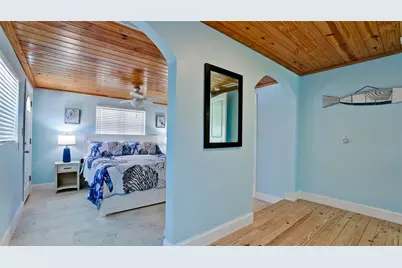 601 Saint Judes Drive, Longboat Key, FL 34228 - Photo 15