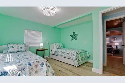 601 Saint Judes Drive, Longboat Key, FL 34228 - Photo 23