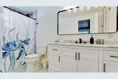 601 Saint Judes Drive, Longboat Key, FL 34228 - Photo 19