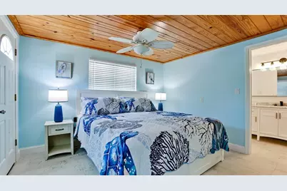 601 Saint Judes Drive, Longboat Key, FL 34228 - Photo 13