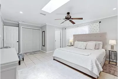 3818 Buckeye Circle, Sarasota, FL 34232 - Photo 15