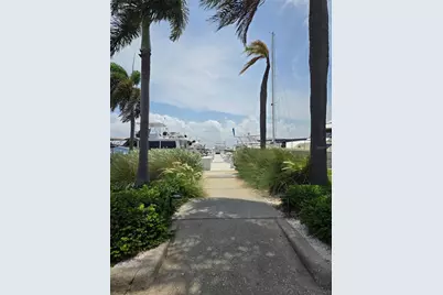 2800 Harbourside Drive #D-16, Longboat Key, FL 34228 - Photo 1