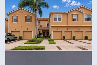 3426 Parkridge Circle #34-105, Sarasota, FL 34243 - Photo 3