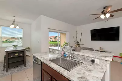 3426 Parkridge Circle #34-105, Sarasota, FL 34243 - Photo 17