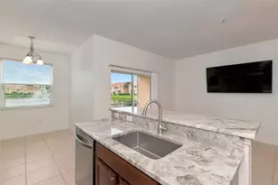 3426 Parkridge Cir, Sarasota, FL 34243 - Photo 33