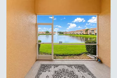 3426 Parkridge Circle #34-105, Sarasota, FL 34243 - Photo 5