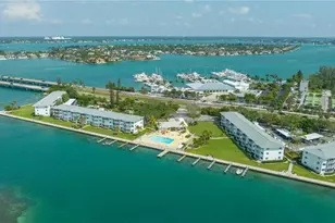 771 John Ringling Blvd, Sarasota, FL 34236 - Photo 3