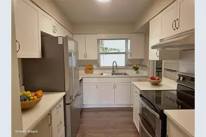 2740 Heather Place, Sarasota, FL 34235 - Photo 7