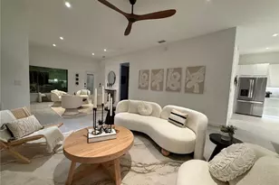 2306 Valencia Dr, Sarasota, FL 34239 - Photo 15
