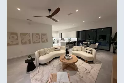 2306 Valencia Drive, Sarasota, FL 34239 - Photo 19