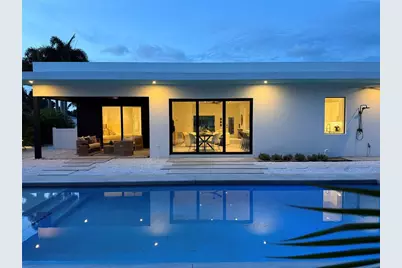 2306 Valencia Drive, Sarasota, FL 34239 - Photo 5