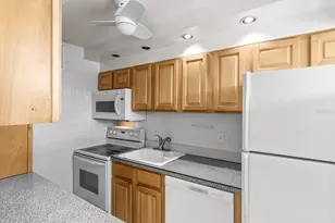 33 S Gulfstream Ave, Sarasota, FL 34236 - Photo 19