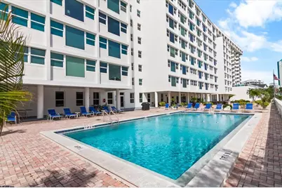 33 S Gulfstream Avenue #305, Sarasota, FL 34236 - Photo 7