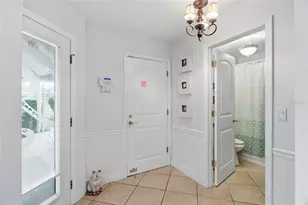 308 Chartley Ct N, Sarasota, FL 34232 - Photo 9