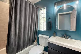 1551 Georgetowne Ln, Sarasota, FL 34232 - Photo 21