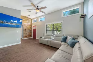 1551 Georgetowne Ln, Sarasota, FL 34232 - Photo 15