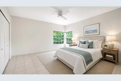 2929 Sandringham Place, Sarasota, FL 34235 - Photo 19