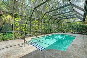 2929 Sandringham Pl, Sarasota, FL 34235 - Photo 5