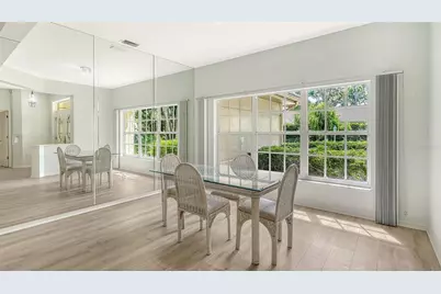 2929 Sandringham Place, Sarasota, FL 34235 - Photo 17