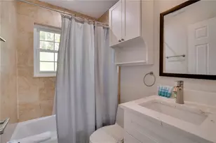 76 N Shore Dr, Anna Maria, FL 34216 - Photo 29