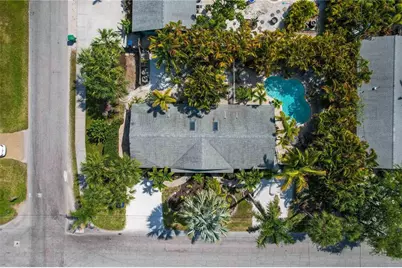 76 N Shore Drive, Anna Maria, FL 34216 - Photo 3