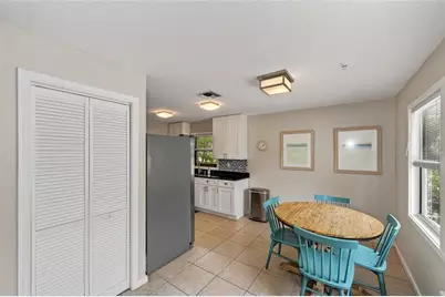 2475 Alameda Avenue #B, Sarasota, FL 34234 - Photo 3