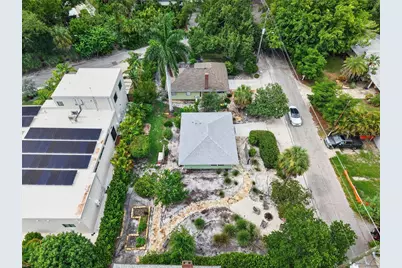 2475 Alameda Avenue #B, Sarasota, FL 34234 - Photo 23