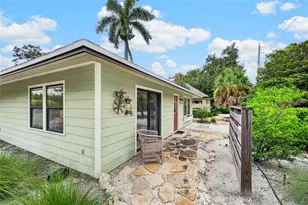 2475 Alameda Avenue, Sarasota, FL 34234 - Photo 33