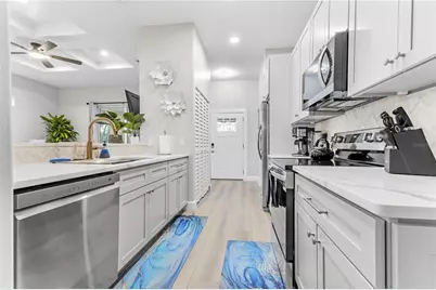 2047 Roselawn Street, Sarasota, FL 34231 - Photo 3