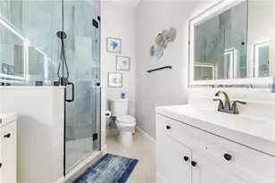 2047 Roselawn St, Sarasota, FL 34231 - Photo 27