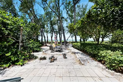103 51st Street, Bradenton Beach, FL 34217 - Photo 3