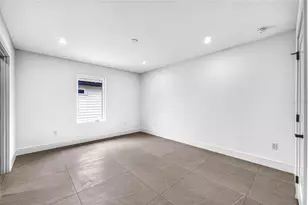 2590 Floyd St, Sarasota, FL 34239 - Photo 59