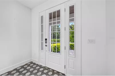 2590 Floyd Street, Sarasota, FL 34239 - Photo 3