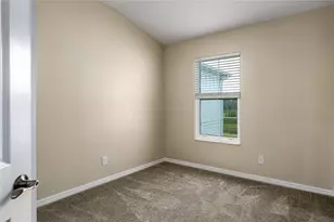 254 Via Anina Dr, Sarasota, FL 34243 - Photo 17