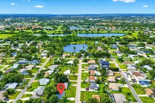 879 E Seminole Dr, Venice, FL 34293 - Photo 37