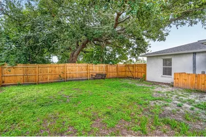 879 E Seminole Drive, Venice, FL 34293 - Photo 29