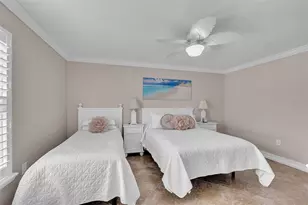 720 S Gondola Dr, Venice, FL 34293 - Photo 49