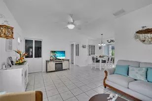 720 S Gondola Dr, Venice, FL 34293 - Photo 35