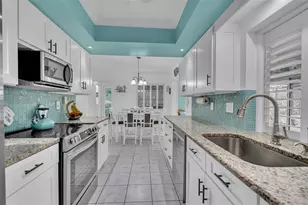 720 S Gondola Dr, Venice, FL 34293 - Photo 45