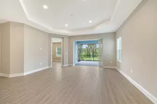 2373 Blue Mahoe Ln, Sarasota, FL 34240 - Photo 7